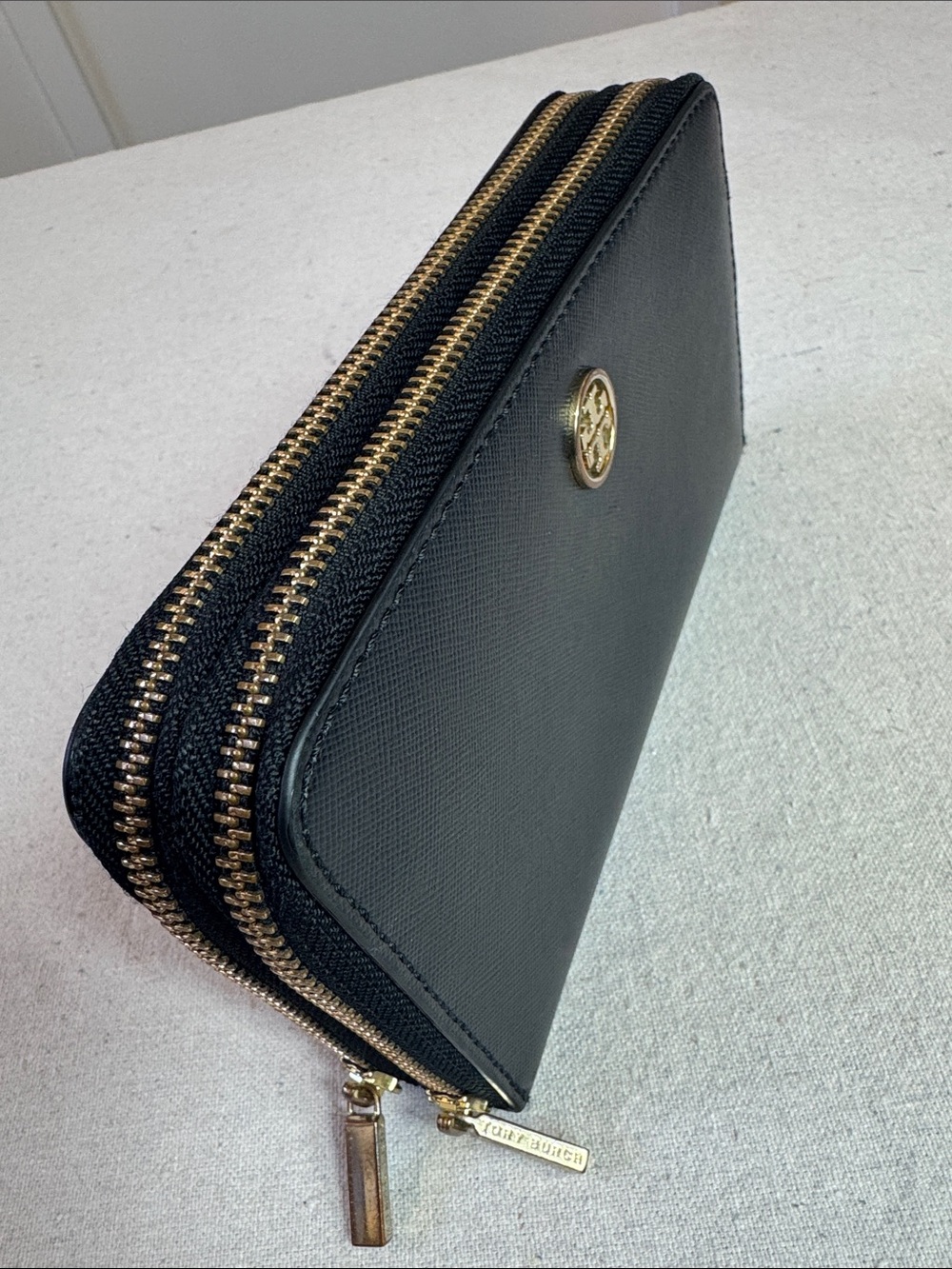 Tory Burch Robinson Black Saffiano Double-Zip Wallet with Gold Logo